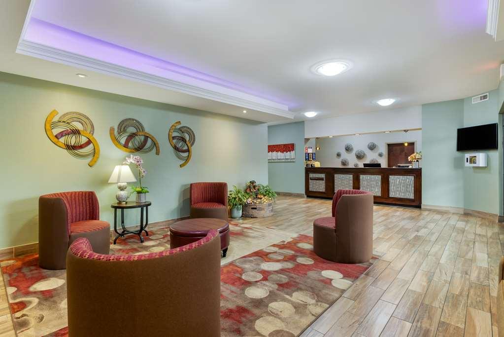Best Western Plus Hopewell Inn Interior photo