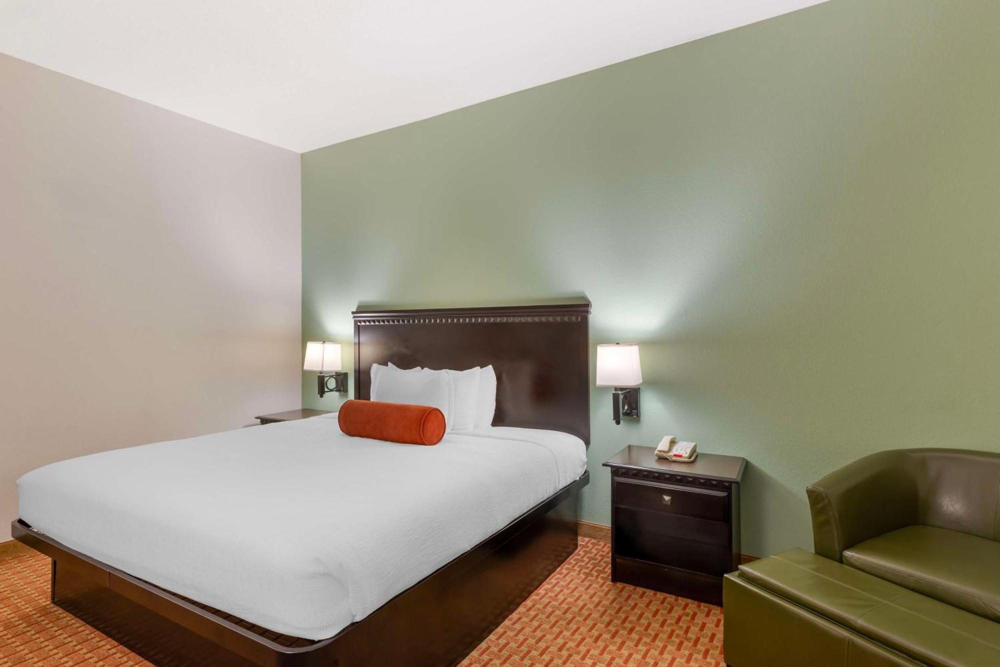 Best Western Plus Hopewell Inn Exterior photo