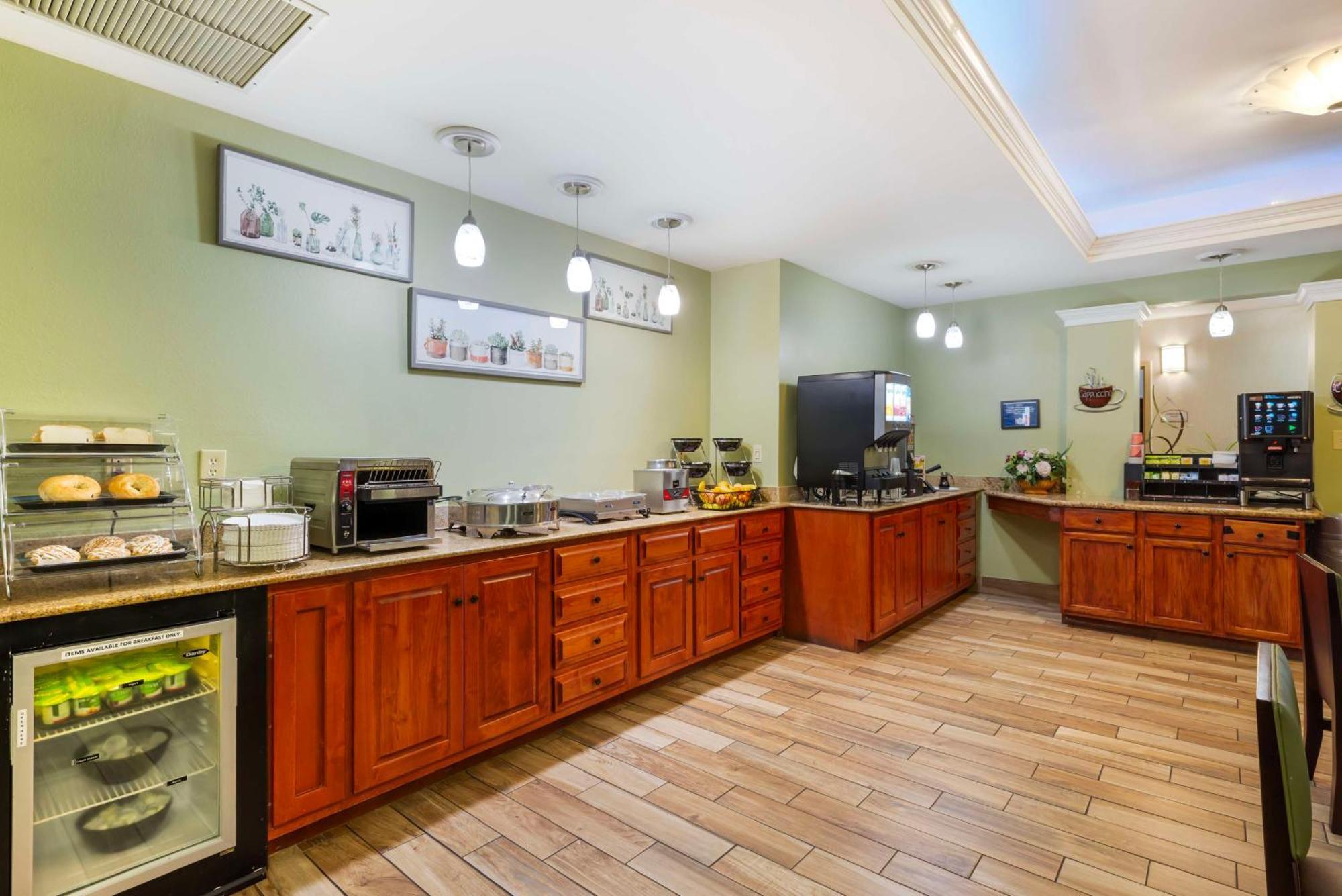 Best Western Plus Hopewell Inn Exterior photo