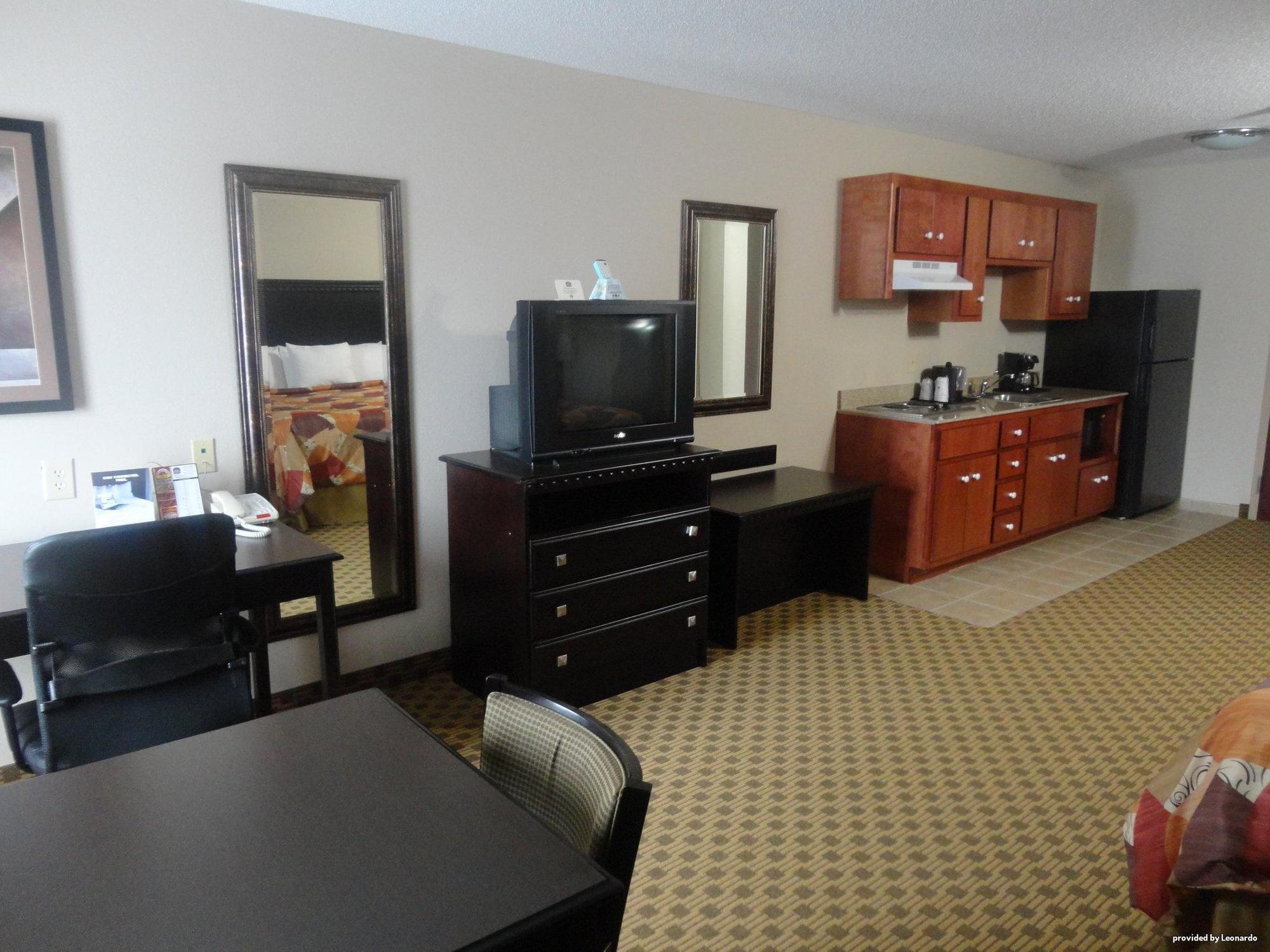 Best Western Plus Hopewell Inn Room photo