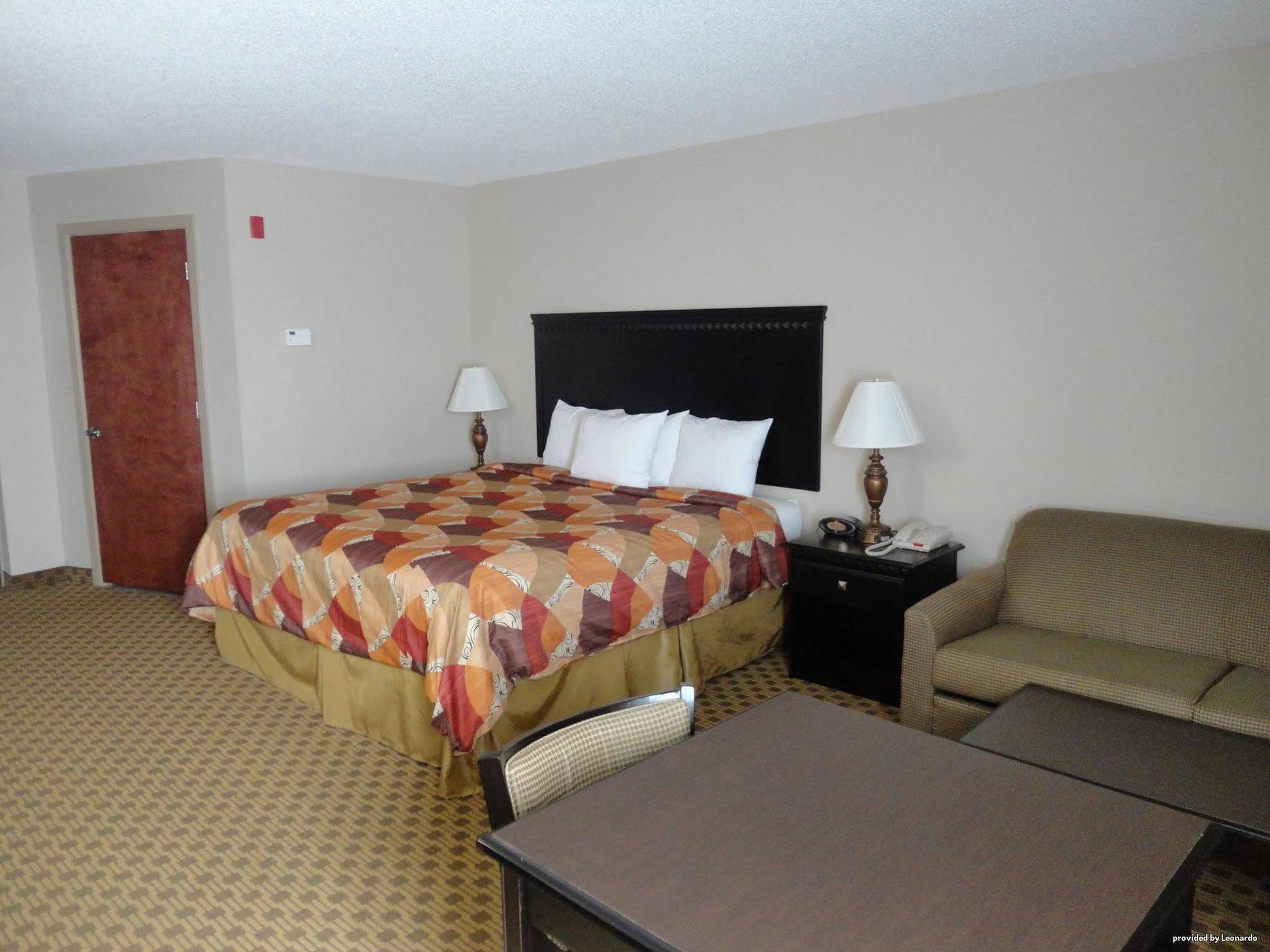Best Western Plus Hopewell Inn Room photo